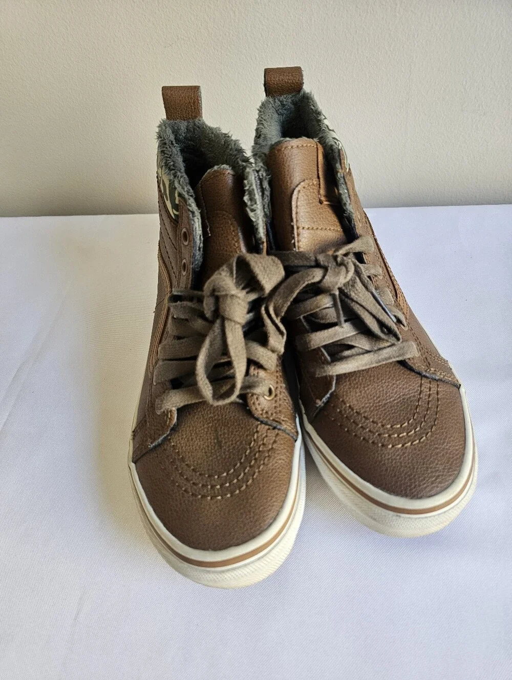Vans Brown High-Top Kids Sneakers with Camo Collar